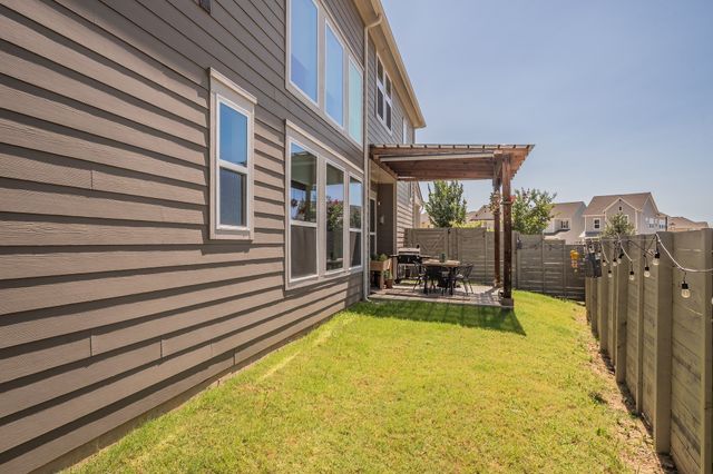 1401 Roundup Way, Argyle, TX 76226