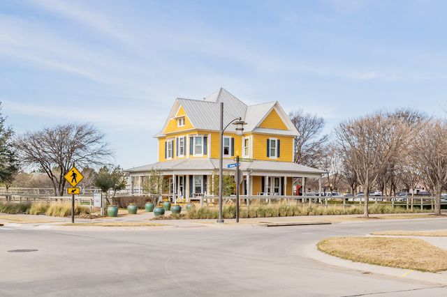 1401 Roundup Way, Argyle, TX 76226