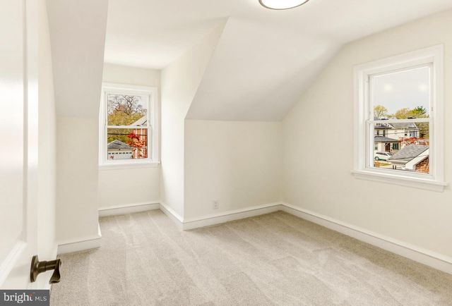 439 DEMOCRAT RD, Gibbstown, NJ 08027