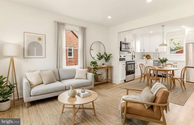 439 DEMOCRAT RD, Gibbstown, NJ 08027