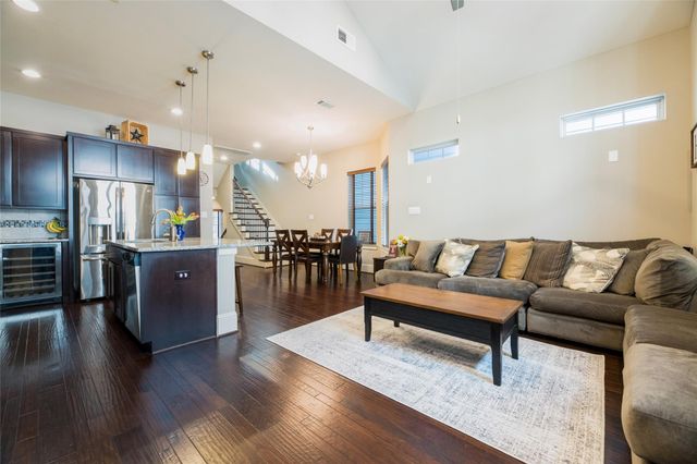 769 Waverly Street, Houston, TX 77007