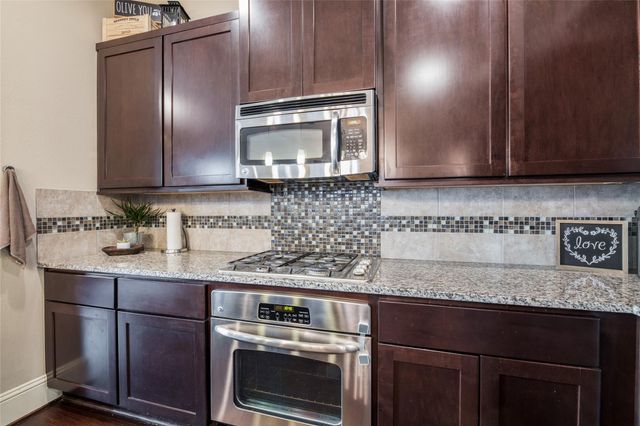 769 Waverly Street, Houston, TX 77007