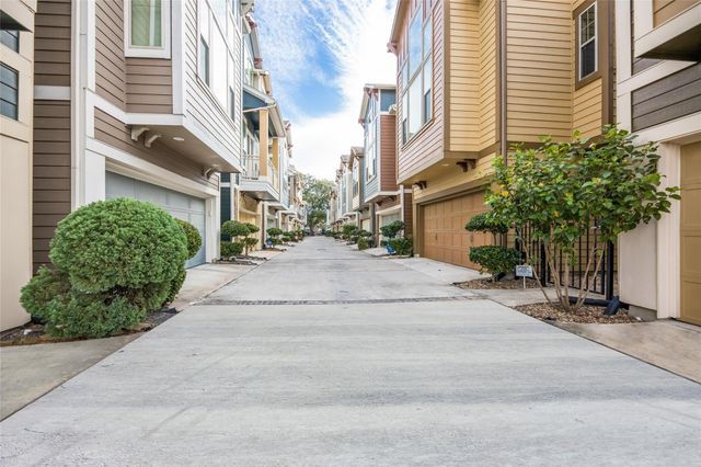 769 Waverly Street, Houston, TX 77007