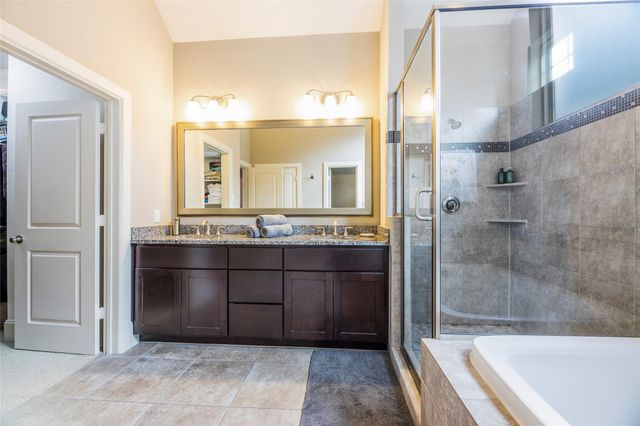 769 Waverly Street, Houston, TX 77007