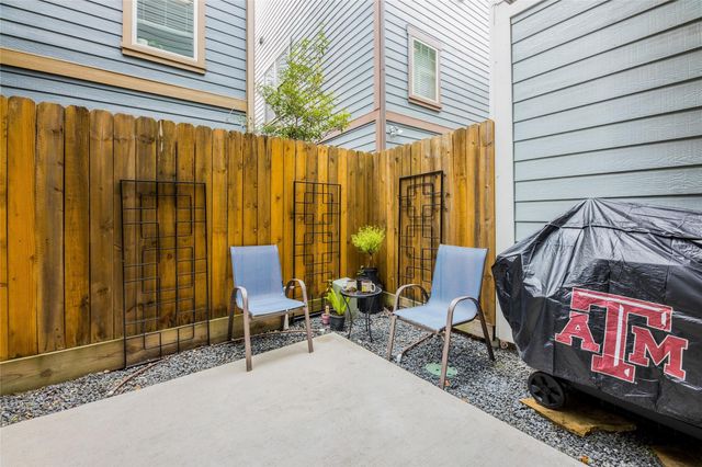 769 Waverly Street, Houston, TX 77007