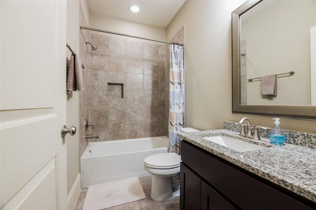 769 Waverly Street, Houston, TX 77007