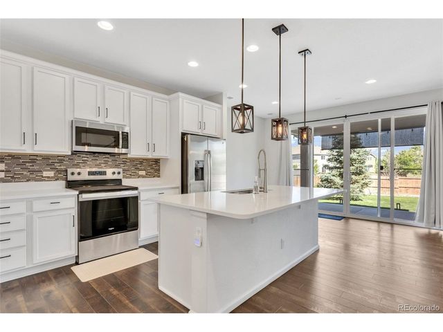 22330 E Mansfield Pl, Aurora, CO 80018