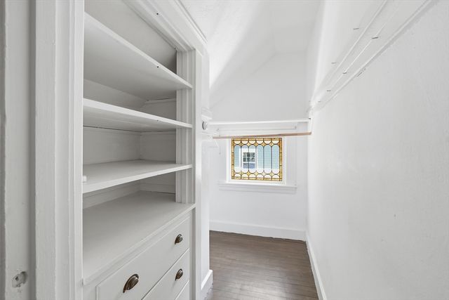 14 Saint Elmo Rd, Worcester, MA 01602