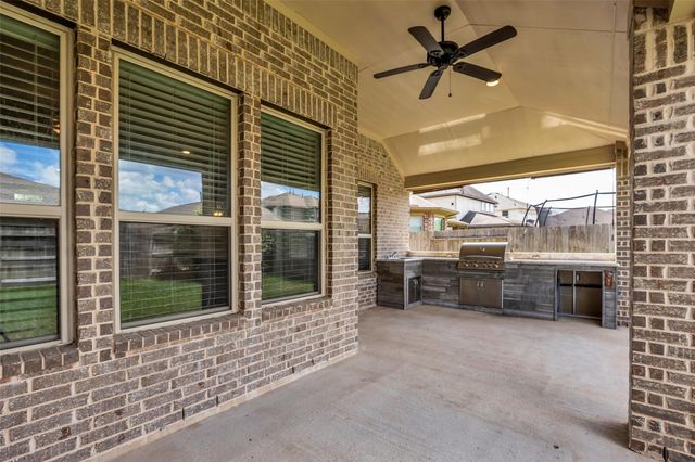 3819 Robinson Bend Drive, Spring, TX 77386