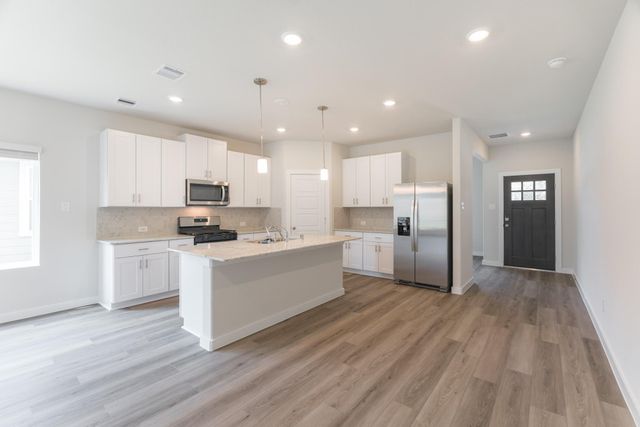 1527 King Ranch Road, Conroe, TX 77301