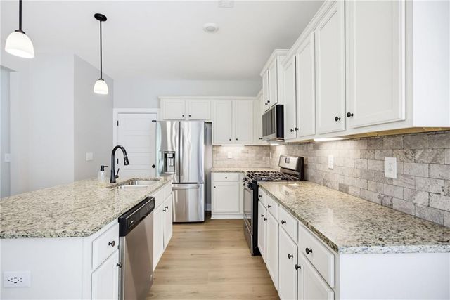 59 Stonecrest Drive, Dallas, GA 30157