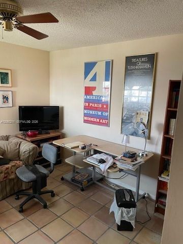 3532 Emerald Oaks Dr 2706, Hollywood, FL 33021