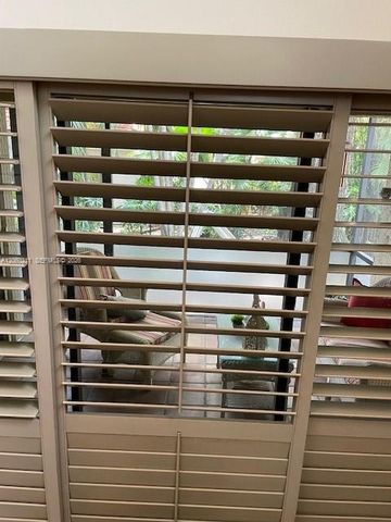 3532 Emerald Oaks Dr 2706, Hollywood, FL 33021