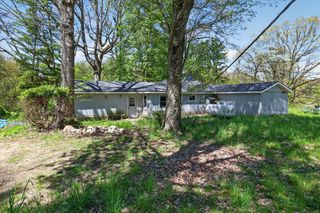 56447 Twin Lakes Road, Lagrange Twp, MI 49031