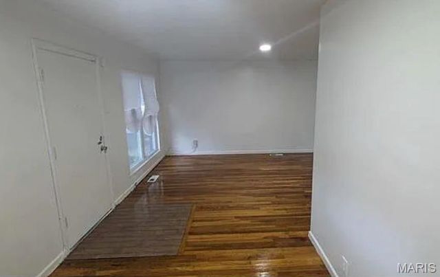 9625 Glen Owen Drive, St Louis, MO 63136