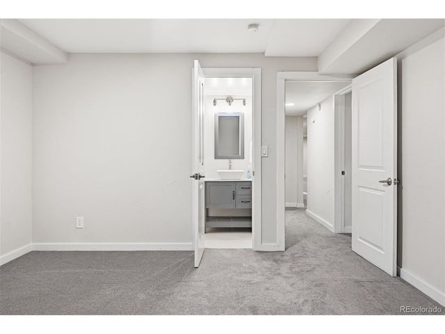 2195 Crabtree Dr, Greenwood Village, CO 80121