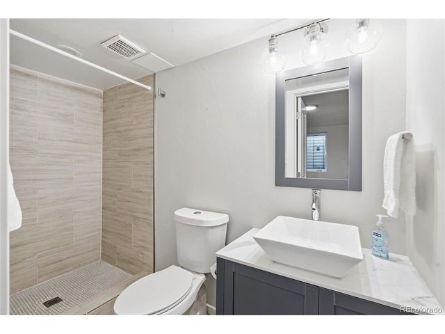 2195 Crabtree Dr, Greenwood Village, CO 80121