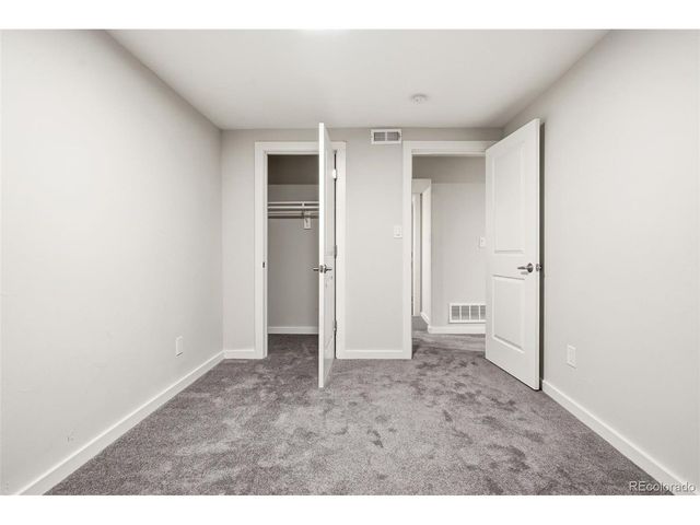 2195 Crabtree Dr, Greenwood Village, CO 80121