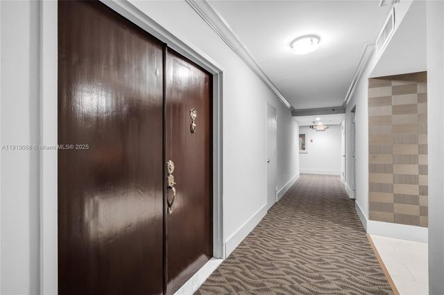 1420 Brickell Bay Dr 608B, Miami, FL 33131