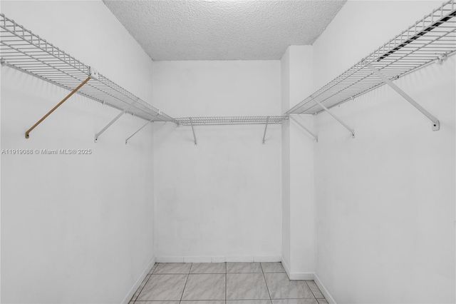 1420 Brickell Bay Dr 608B, Miami, FL 33131