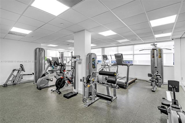 1420 Brickell Bay Dr 608B, Miami, FL 33131