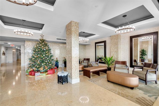 1420 Brickell Bay Dr 608B, Miami, FL 33131