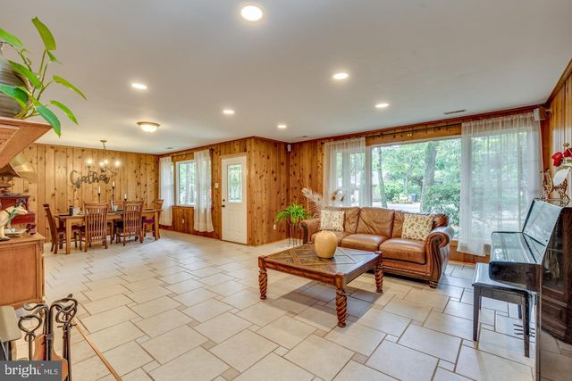 109 MOHAWK TRL, Medford Lakes, NJ 08055