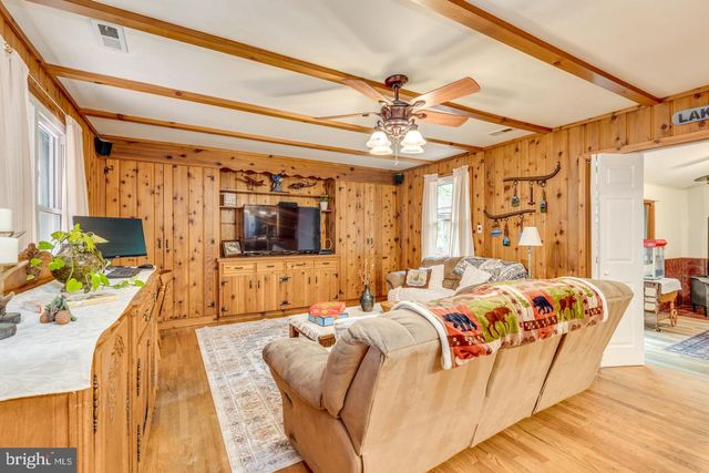 109 MOHAWK TRL, Medford Lakes, NJ 08055