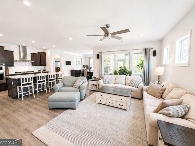 229 Nuttall Drive, Griffin, GA 30223