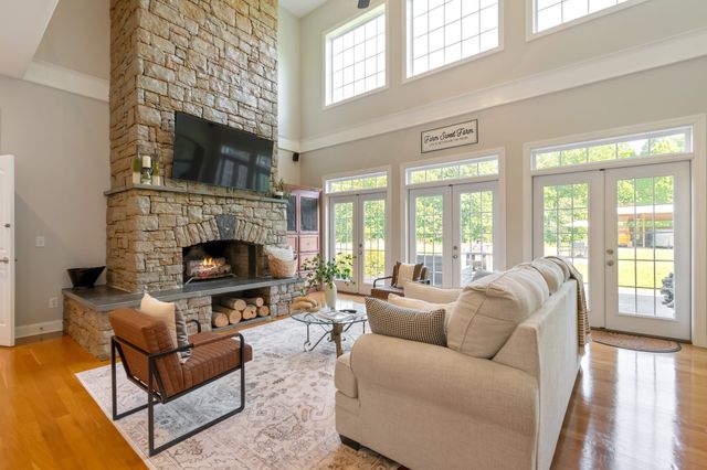 144 Abberly Ln, Hohenwald, TN 38462