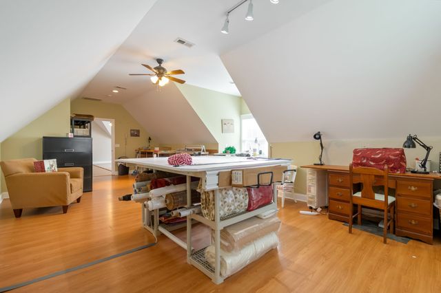 144 Abberly Ln, Hohenwald, TN 38462
