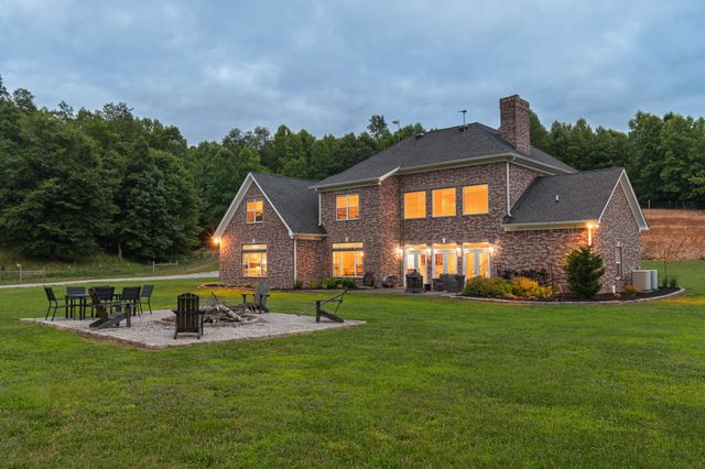 144 Abberly Ln, Hohenwald, TN 38462