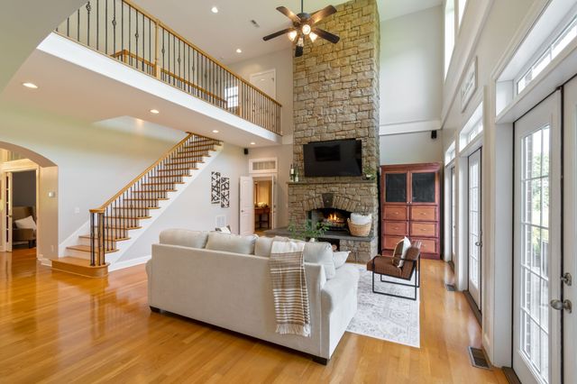 144 Abberly Ln, Hohenwald, TN 38462