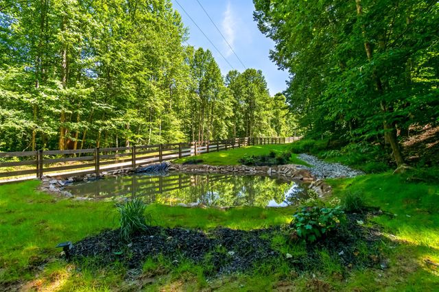 144 Abberly Ln, Hohenwald, TN 38462