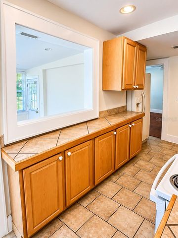 2244 4TH AVENUE N, St Petersburg, FL 33713