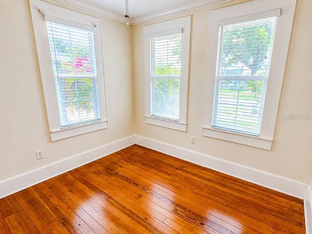 2244 4TH AVENUE N, St Petersburg, FL 33713