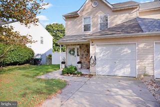 48 HIGH MEADOWS DR, Sicklerville, NJ 08081