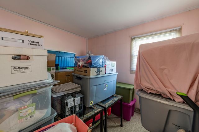 2109 W Pacific Avenue, Waukegan, IL 60085