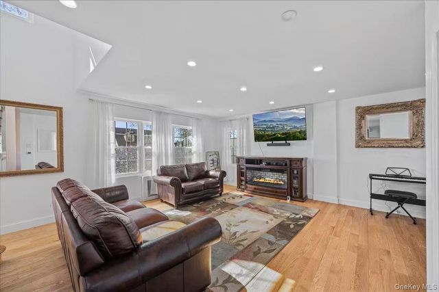 642 Lenore Lane, Elmont, NY 11003