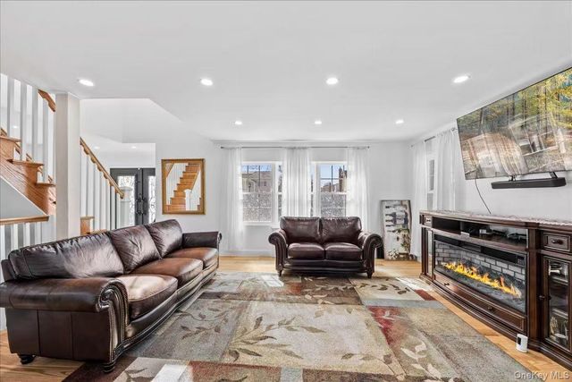 642 Lenore Lane, Elmont, NY 11003