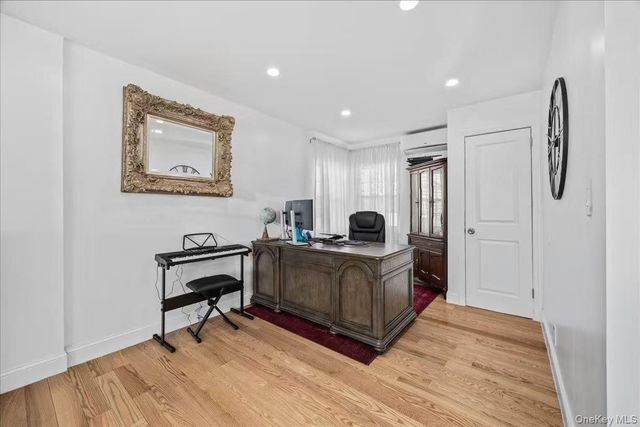 642 Lenore Lane, Elmont, NY 11003