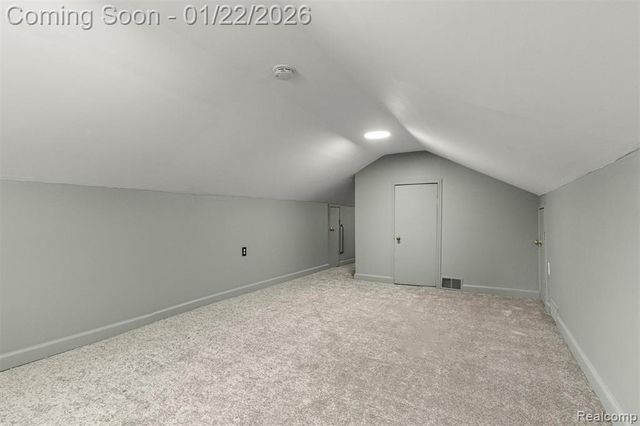 5903 N Silvery Lane, Dearborn Heights, MI 48127