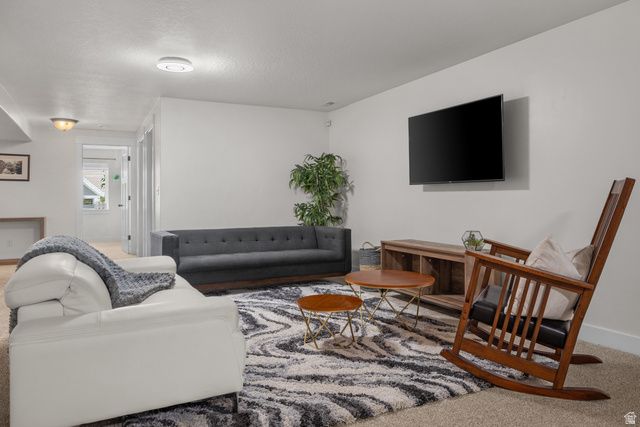 1043 S 900 E, Salem, UT 84653