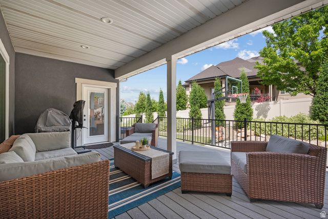 1043 S 900 E, Salem, UT 84653