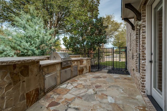 863 Falcon Trace Drive, Allen, TX 75013