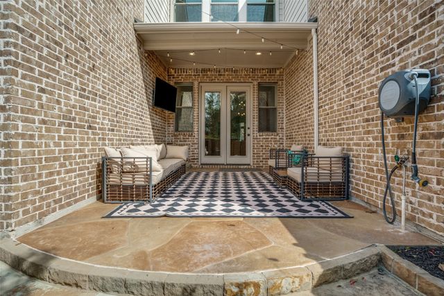 863 Falcon Trace Drive, Allen, TX 75013