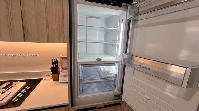 225 N Miami Ave 212, Miami, FL 33128