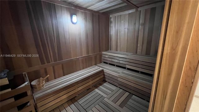 225 N Miami Ave 212, Miami, FL 33128