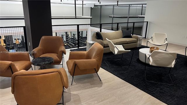 225 N Miami Ave 212, Miami, FL 33128