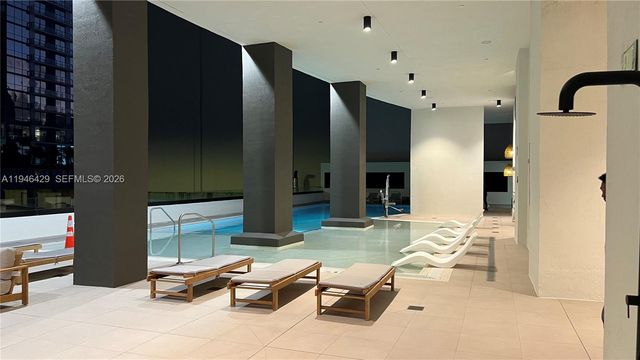 225 N Miami Ave 212, Miami, FL 33128